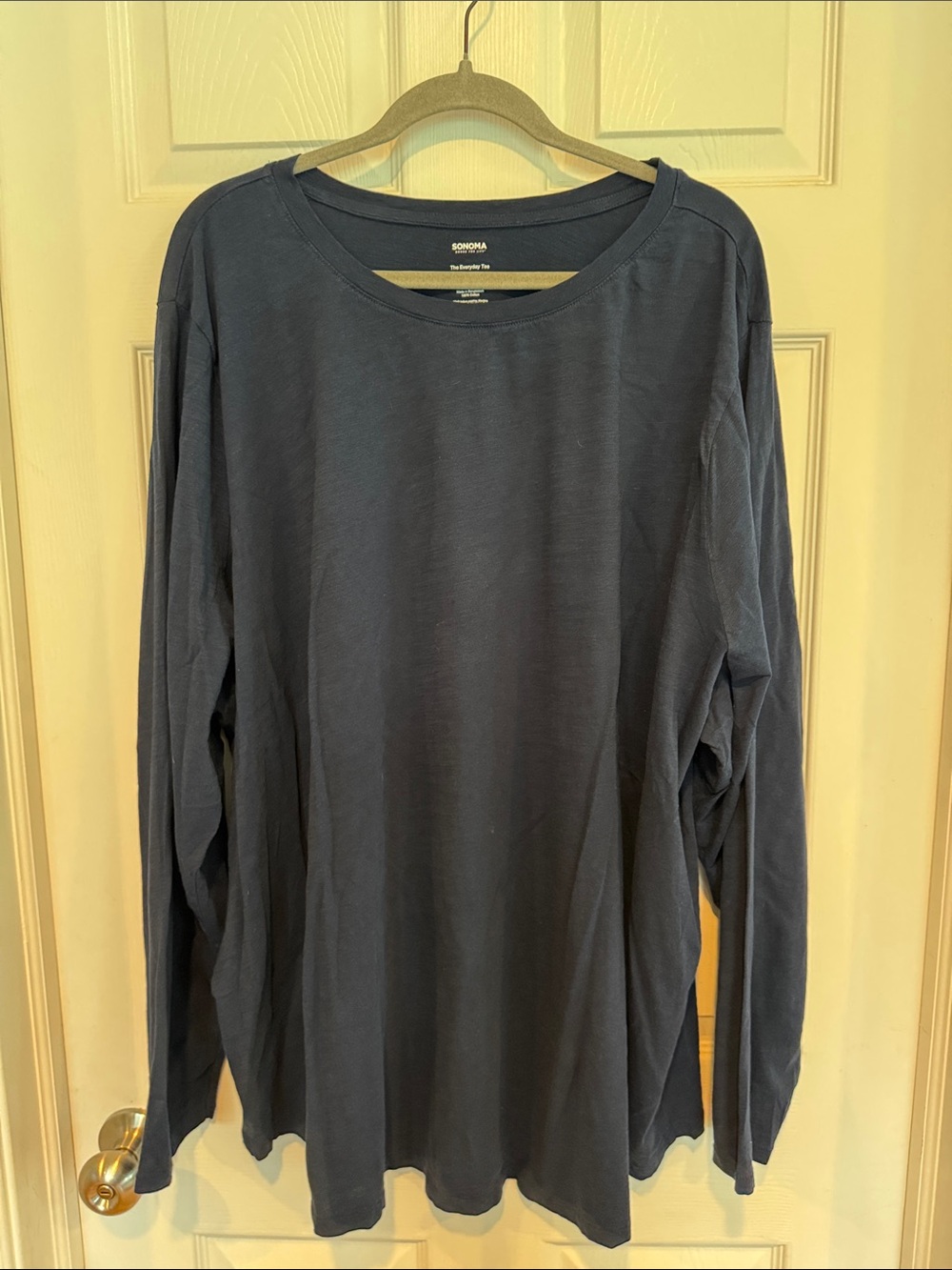 Sonoma Long Sleeve Crew Tee in Navy